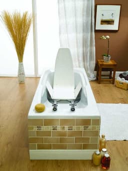 LendoCare Bathlift